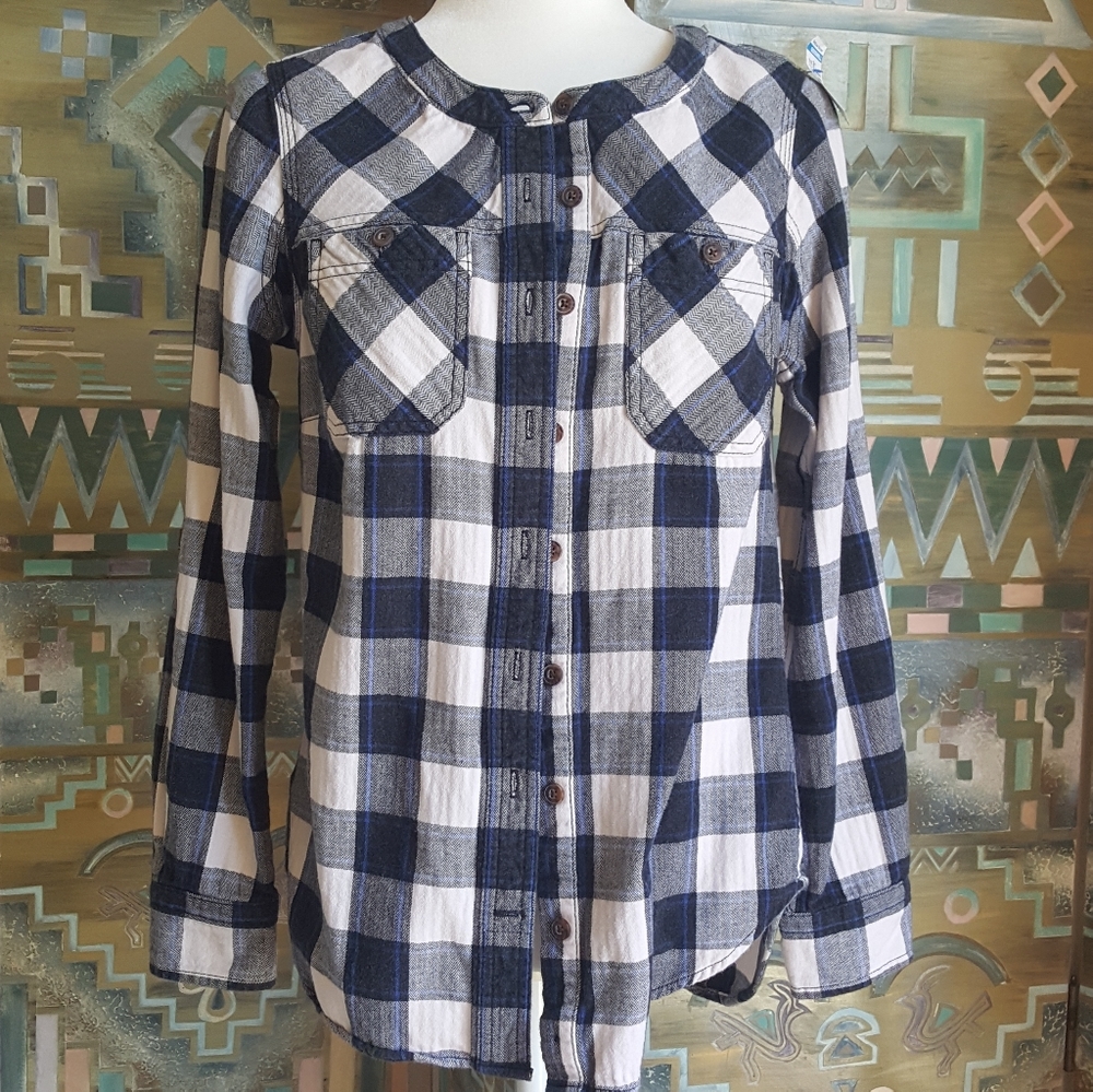 Duluth Trading plaid shirt with button sleeves